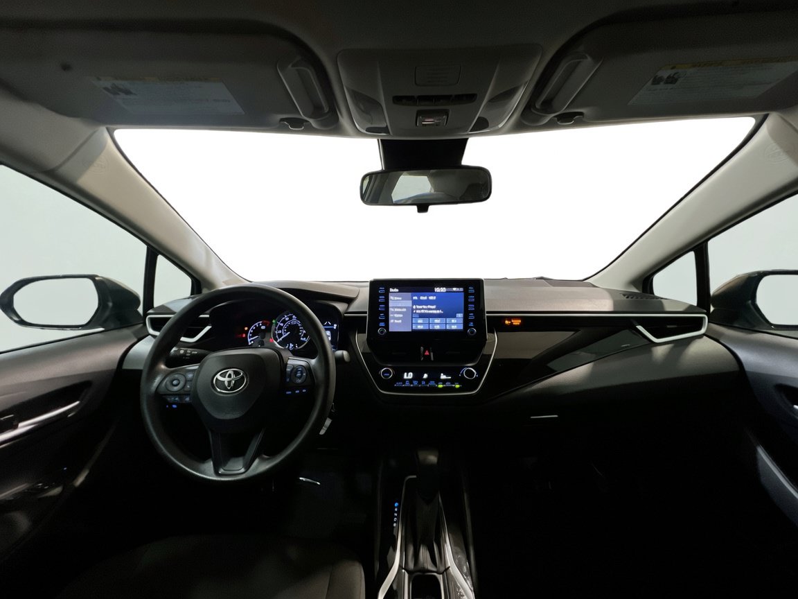 Used 2020 Toyota Corolla LE w/ Carpet Mat Package (TMS) FWD image 15
