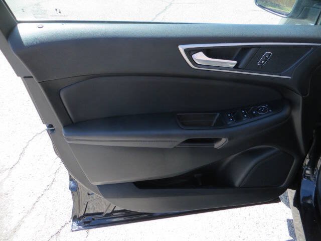 Used 2024 Ford Edge SEL w/ Convenience Package AWD/4WD image 17