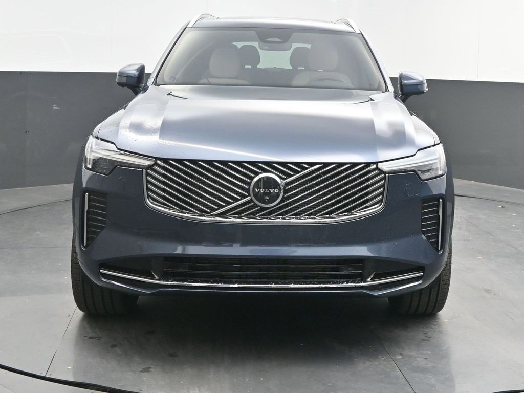 New 2026 Volvo XC90 B6 Plus w/ Protection Package Premier image 2