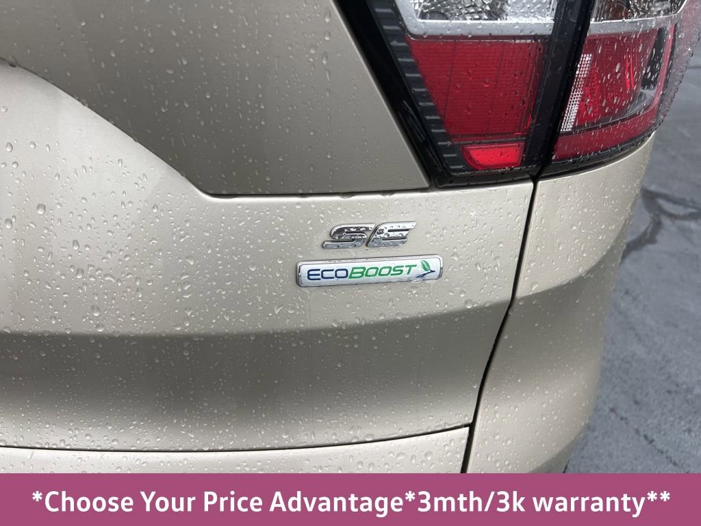 Used 2017 Ford Escape SE image 5