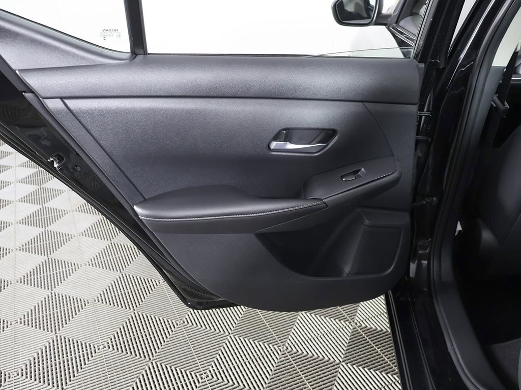 Used 2023 Nissan Sentra SV FWD image 22