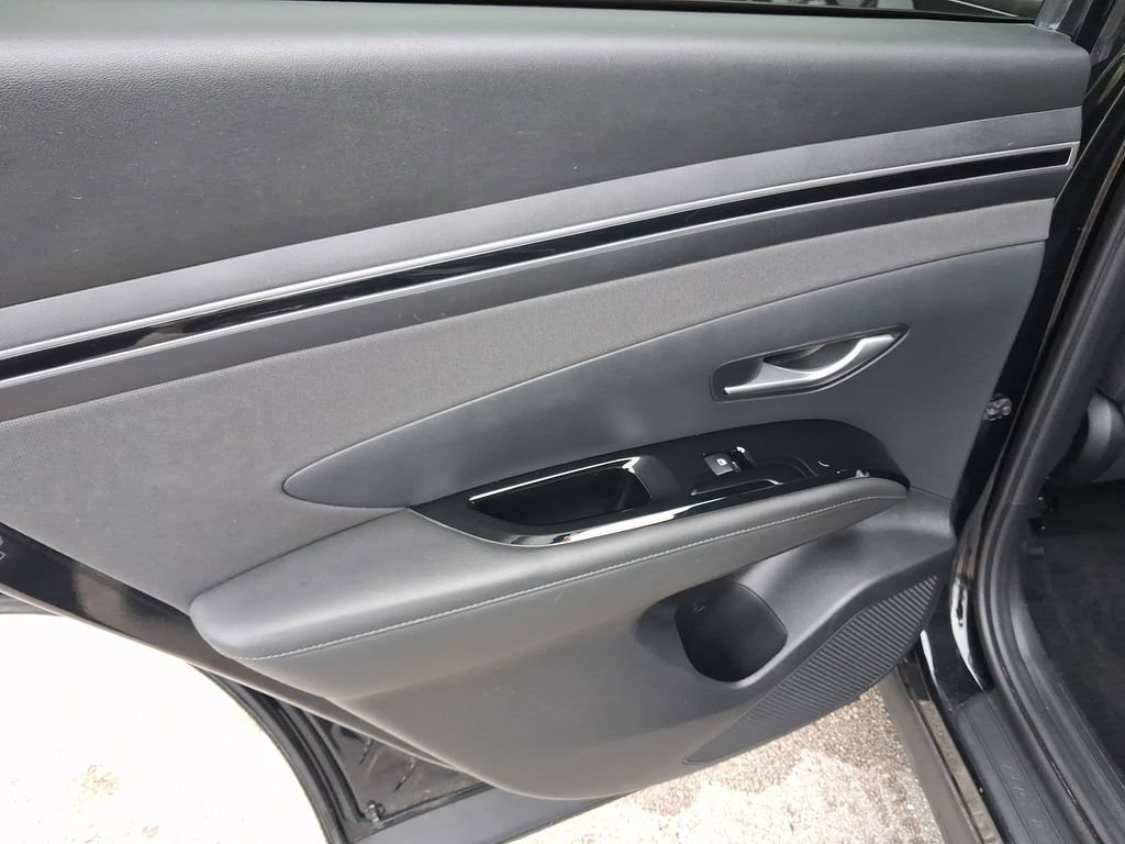Used 2022 Hyundai Tucson SEL w/ Convenience Package FWD image 11
