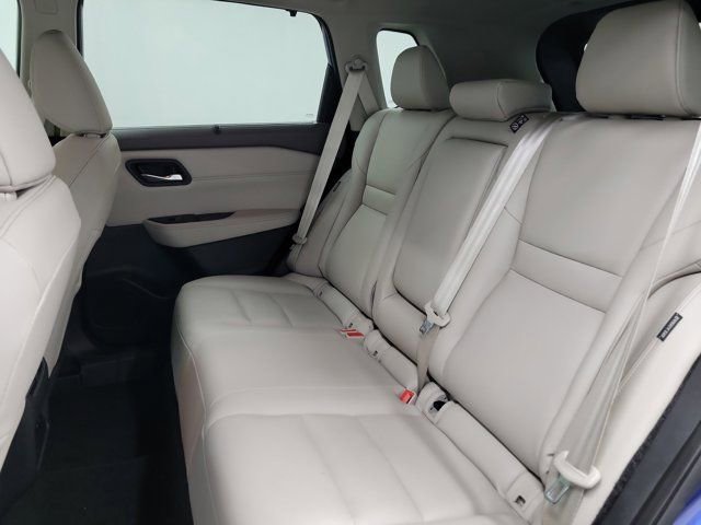 Used 2022 Nissan Rogue SL w/ SL Premium Package FWD image 11