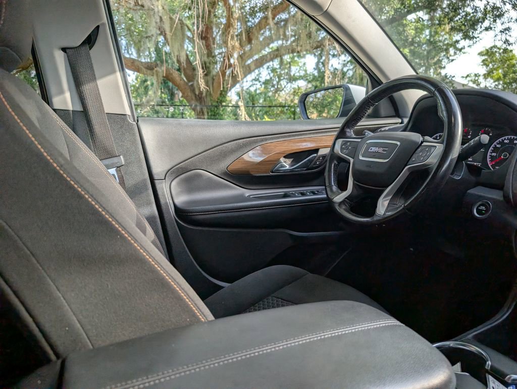 Used 2018 GMC Terrain SLE FWD image 13