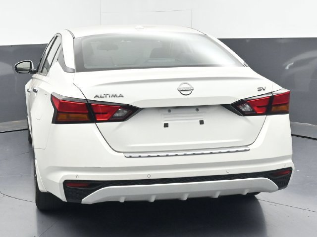 Used 2023 Nissan Altima 2.5 SV FWD image 32