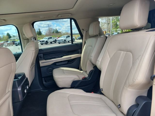 Used 2022 Ford Expedition Platinum AWD/4WD image 31