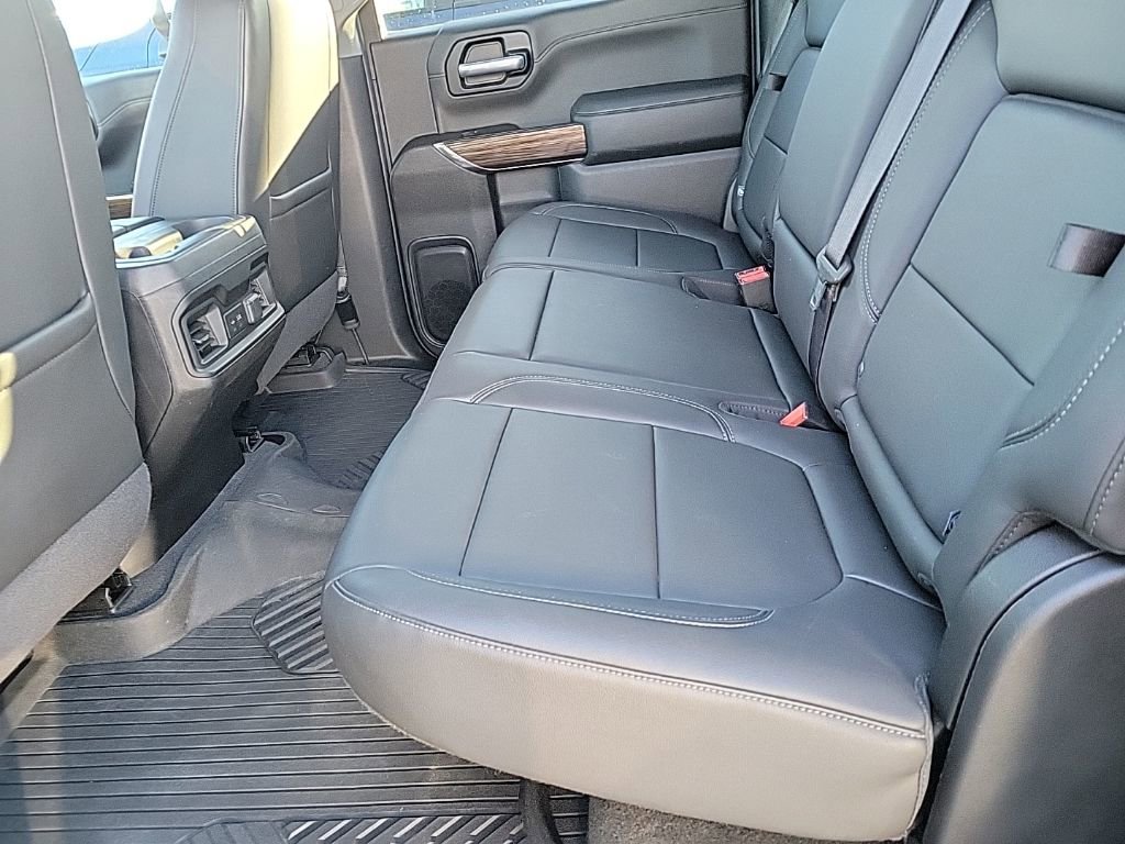 Used 2020 Chevrolet Silverado 1500 LT Trail Boss AWD/4WD image 5