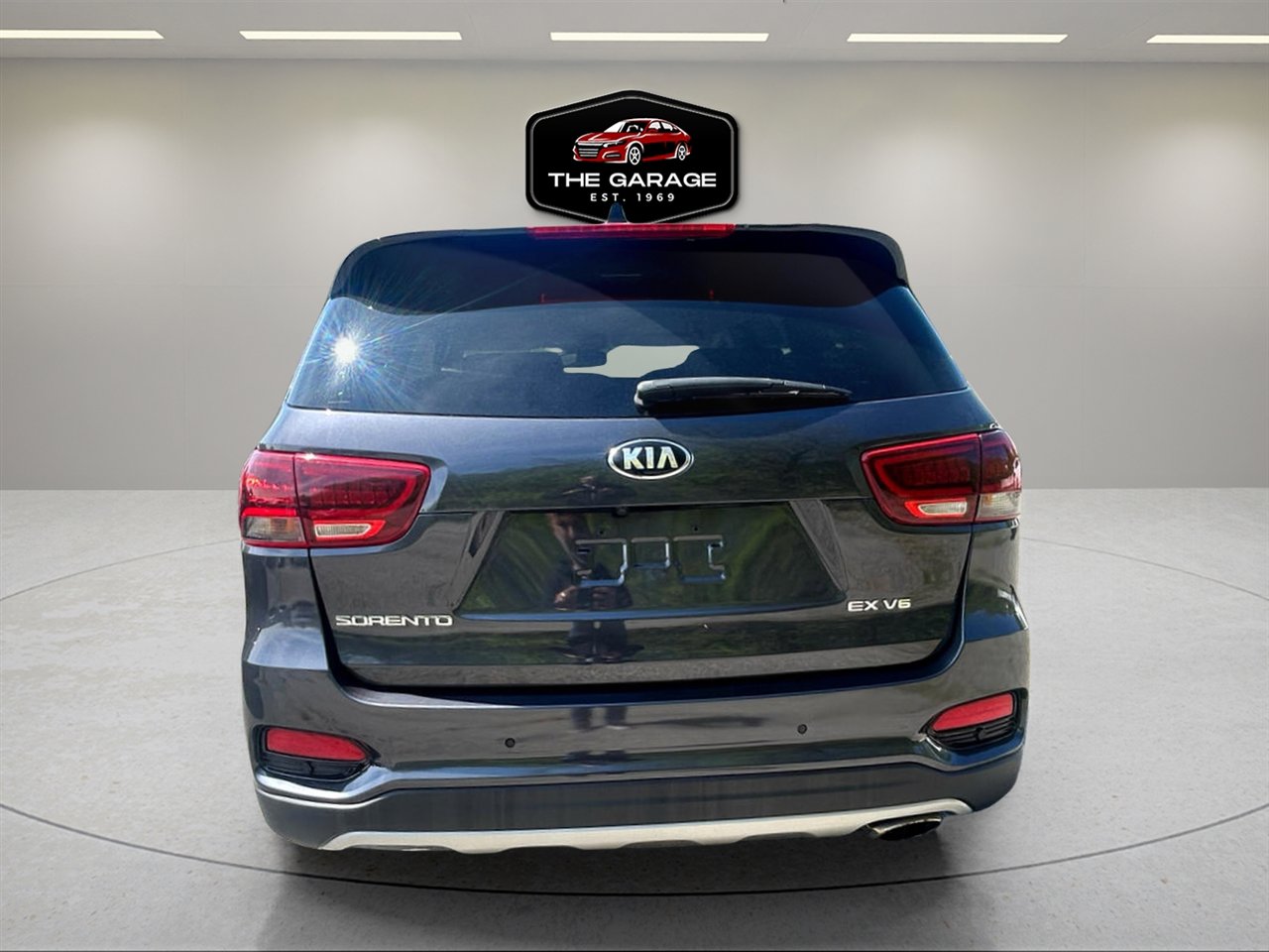 Used 2019 Kia Sorento EX image 4