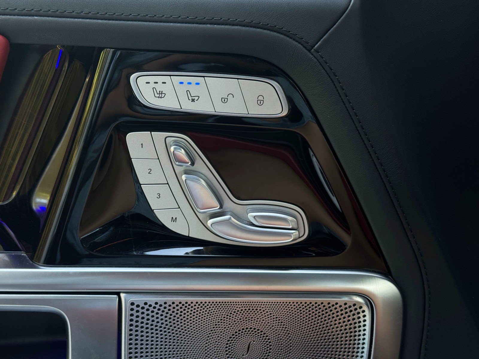 Used 2023 Mercedes-Benz G 63 AMG Squared image 19