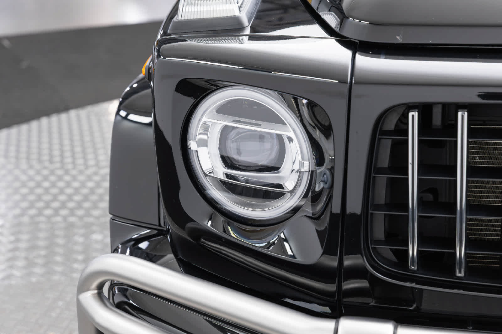 Used 2019 Mercedes-Benz G 63 AMG 4MATIC w/ Seat Comfort Package image 56