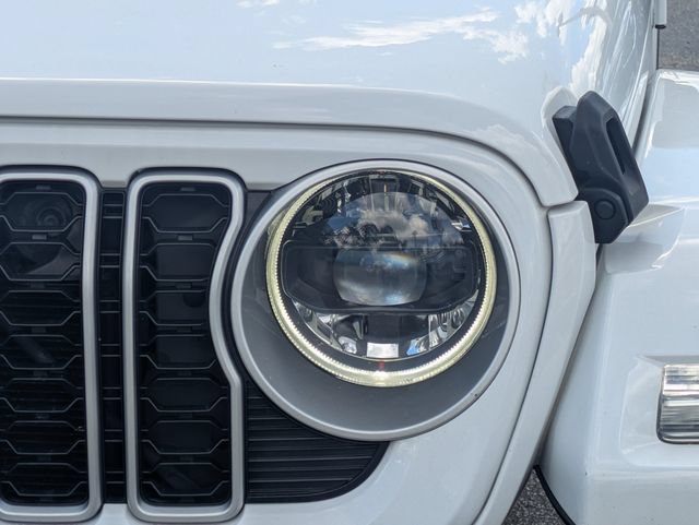 Used 2024 Jeep Wrangler Unlimited Sahara w/ Safety Group AWD/4WD image 10