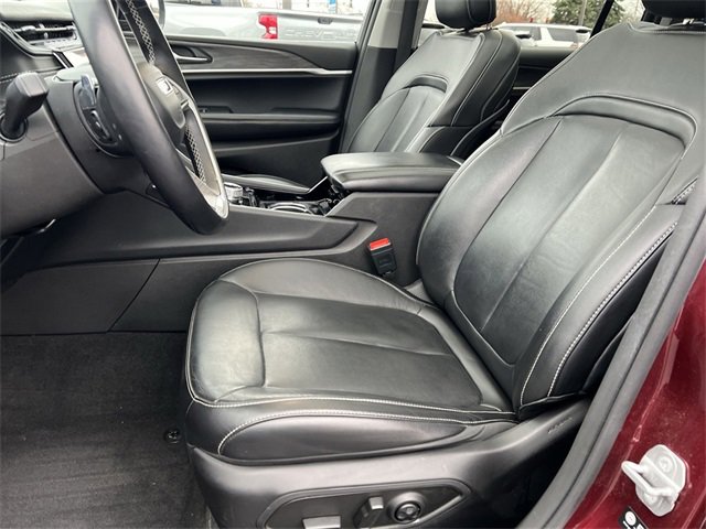 Used 2021 Jeep Grand Cherokee L Limited image 13