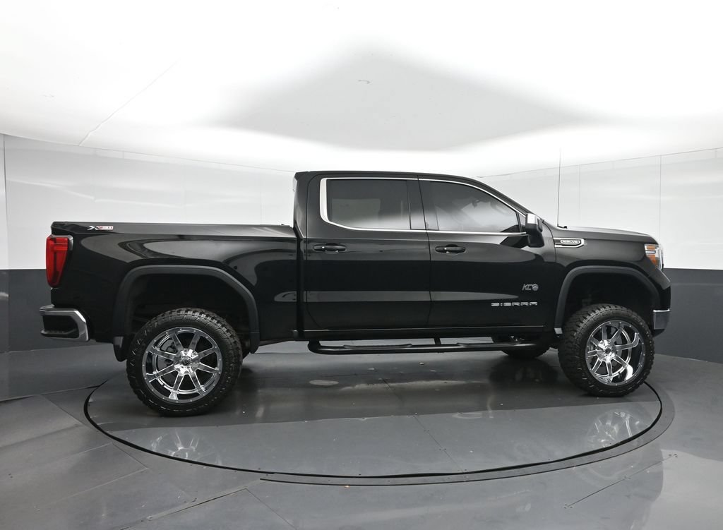 Used 2019 GMC Sierra 1500 SLE w/ X31 Off-Road Package AWD/4WD image 8