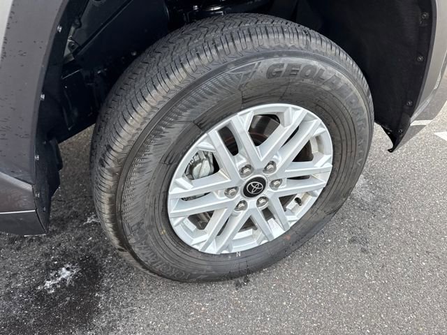 Used 2024 Toyota Tundra SR5 image 9