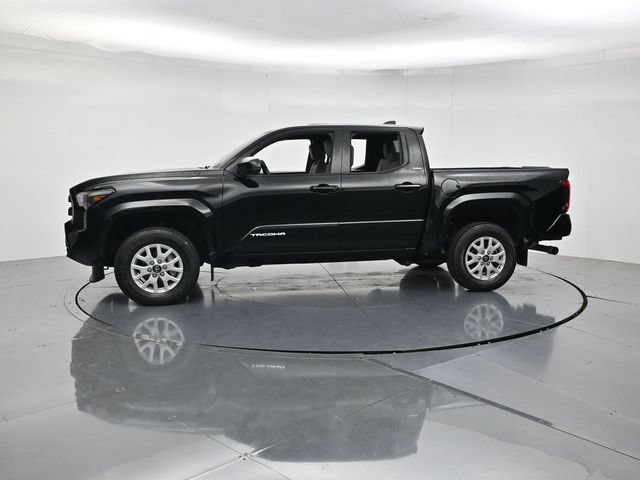 Used 2024 Toyota Tacoma SR5 AWD/4WD image 7