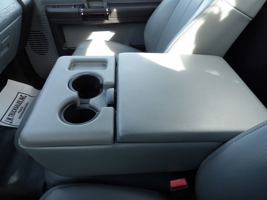 Used 2015 Ford F450 XL w/ Power Equipment Group image 25