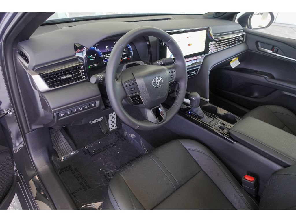 Used 2026 Toyota Camry XSE w/ Premium Plus Package FWD image 9