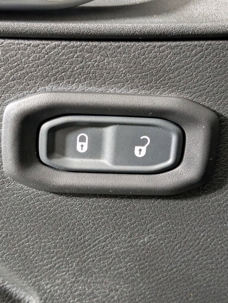 Used 2021 Jeep Gladiator Sport image 22