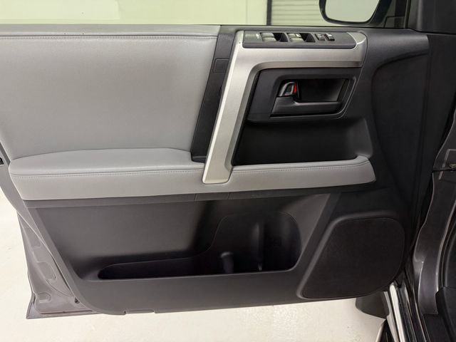 Used 2012 Toyota 4Runner SR5 w/ Convenience Pkg image 27