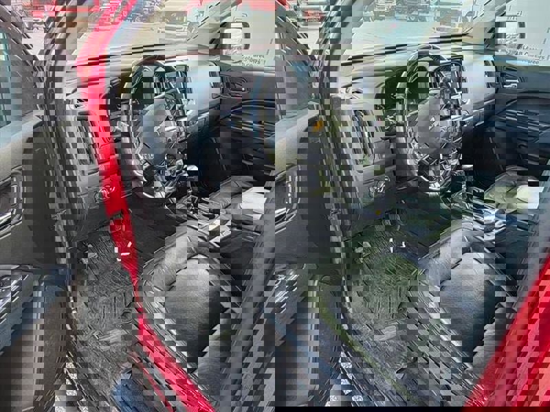 Used 2021 Chevrolet Colorado Z71 image 9