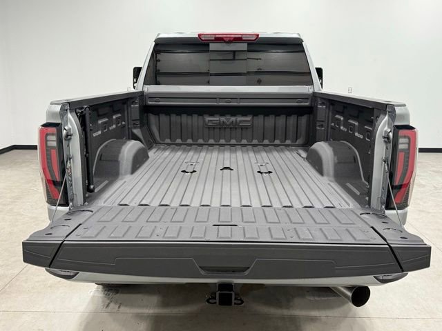 Used 2025 GMC Sierra 2500 AT4 w/ AT4 Premium Plus Package image 11