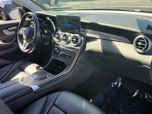 Used 2021 Mercedes-Benz GLC 300 4MATIC image 23