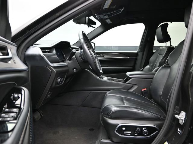 Used 2022 Jeep Grand Cherokee L Overland w/ Luxury Tech Group IV image 25