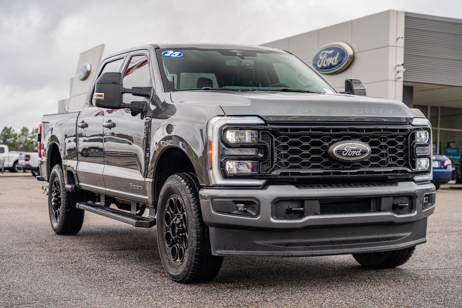 Certified 2025 Ford F250 Lariat w/ Black Appearance Package
