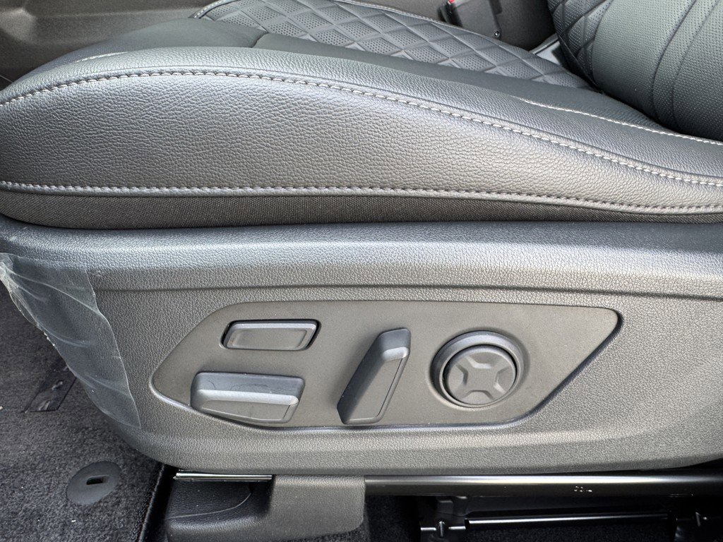 New 2026 Kia Sorento SX Prestige AWD/4WD image 16