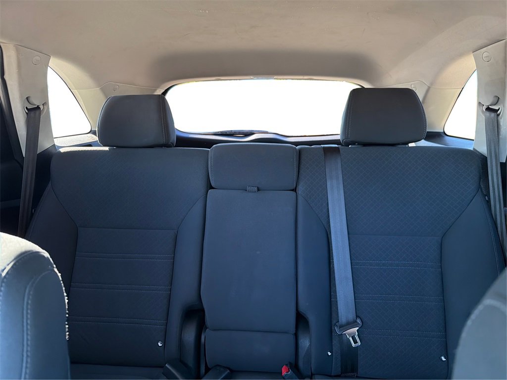 Used 2018 Kia Sorento L image 15