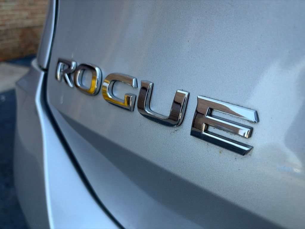 Used 2017 Nissan Rogue AWD image 8