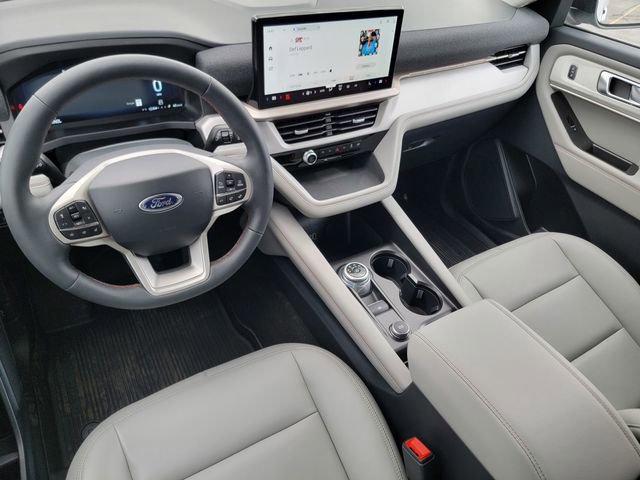 Certified 2026 Ford Explorer Active w/ Active Comfort Package image 38