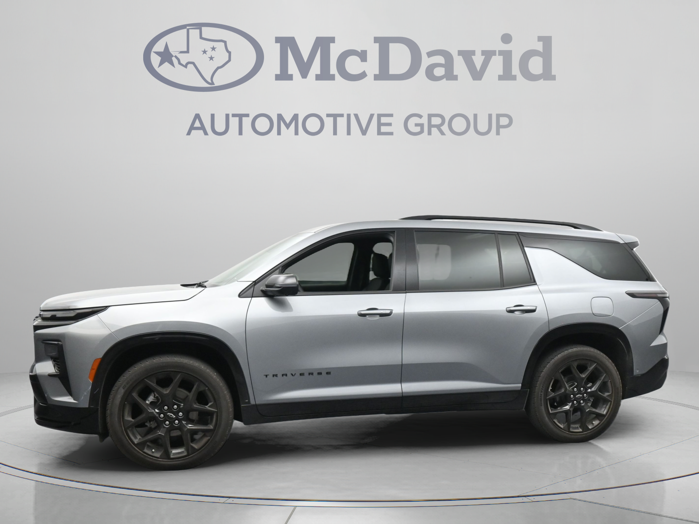 Used 2024 Chevrolet Traverse RS FWD image 5
