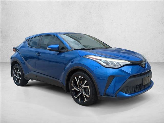 Used 2021 Toyota C-HR XLE FWD image 3