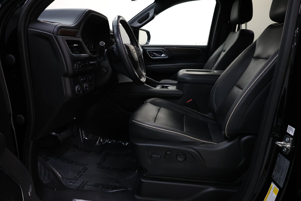 Used 2021 Chevrolet Suburban Premier w/ Premium Package RWD image 70