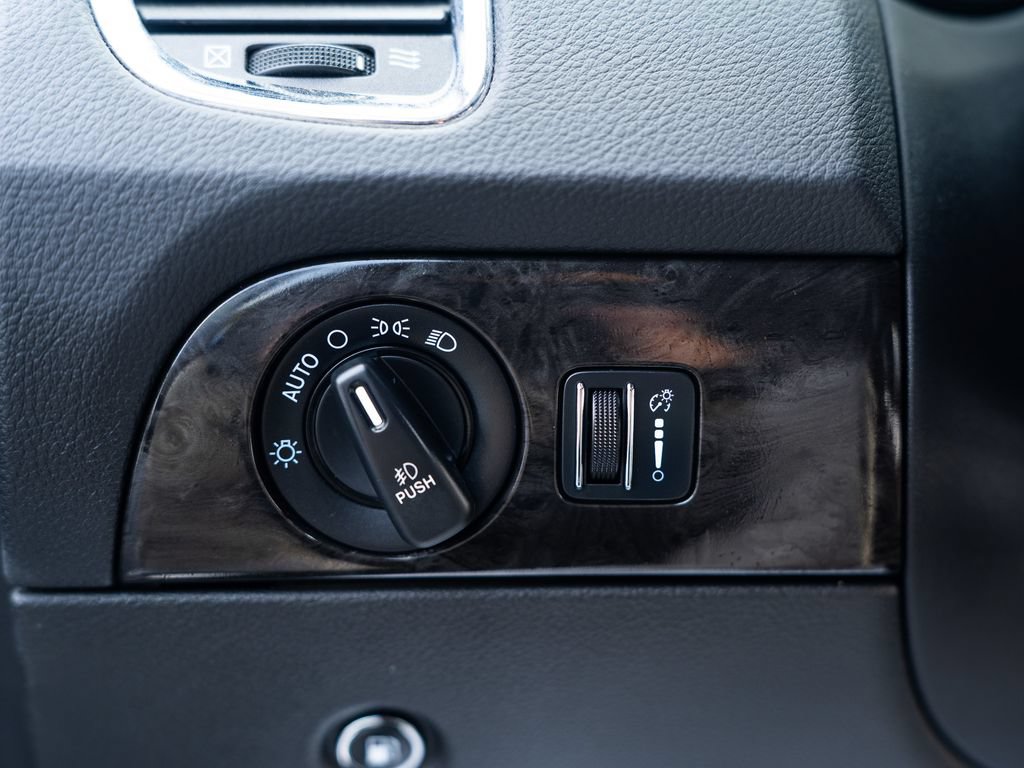 Used 2015 Dodge Durango Limited w/ Premium Group AWD/4WD image 17