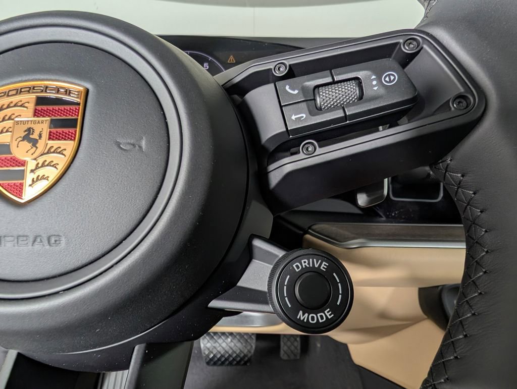 New 2026 Porsche Cayenne Coupe image 41