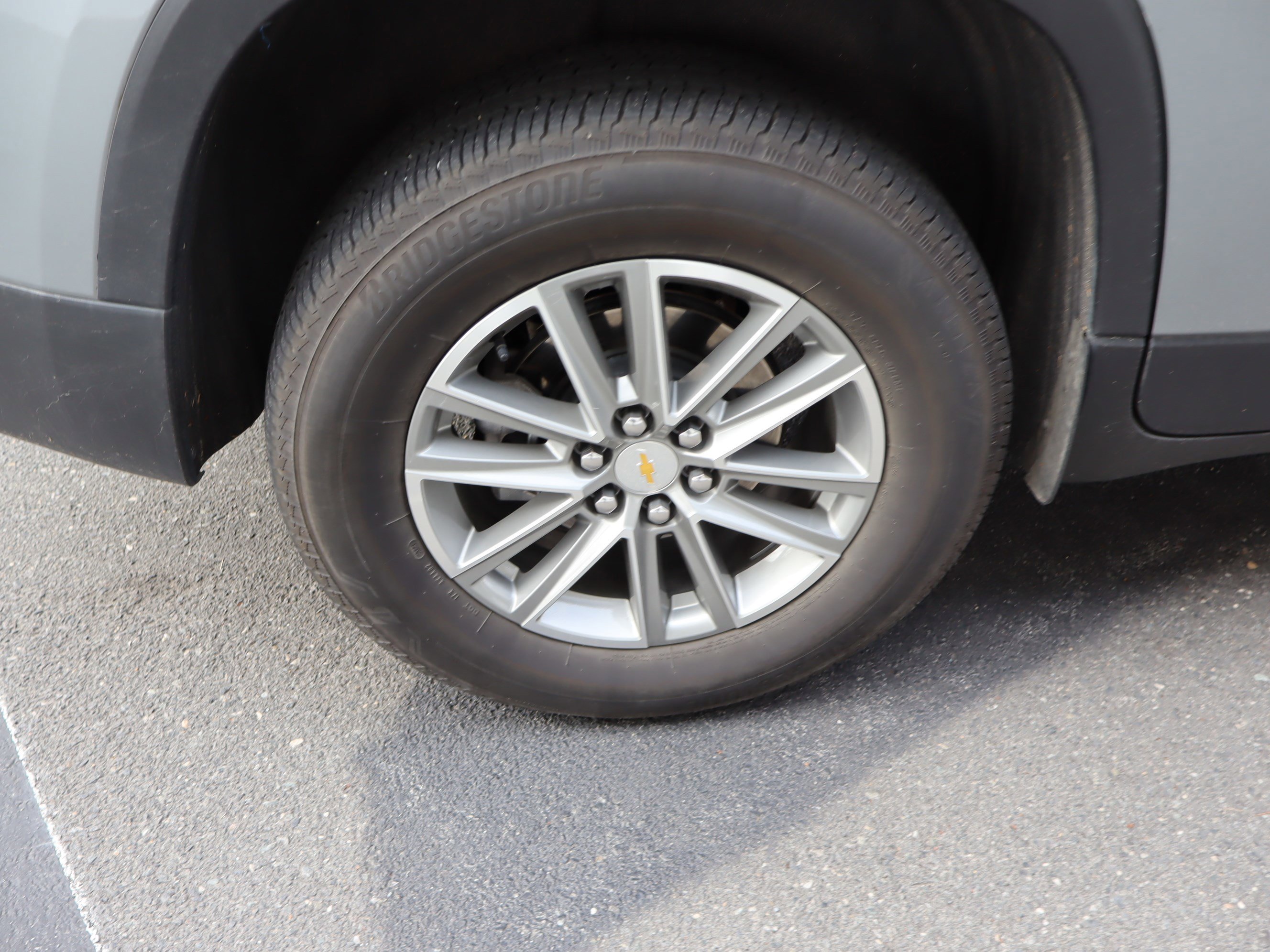 Certified 2023 Chevrolet Traverse LT w/ LPO, Floor Liner Package image 40