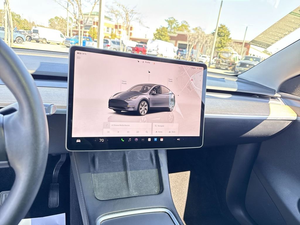 Used 2023 Tesla Model Y Long Range image 18