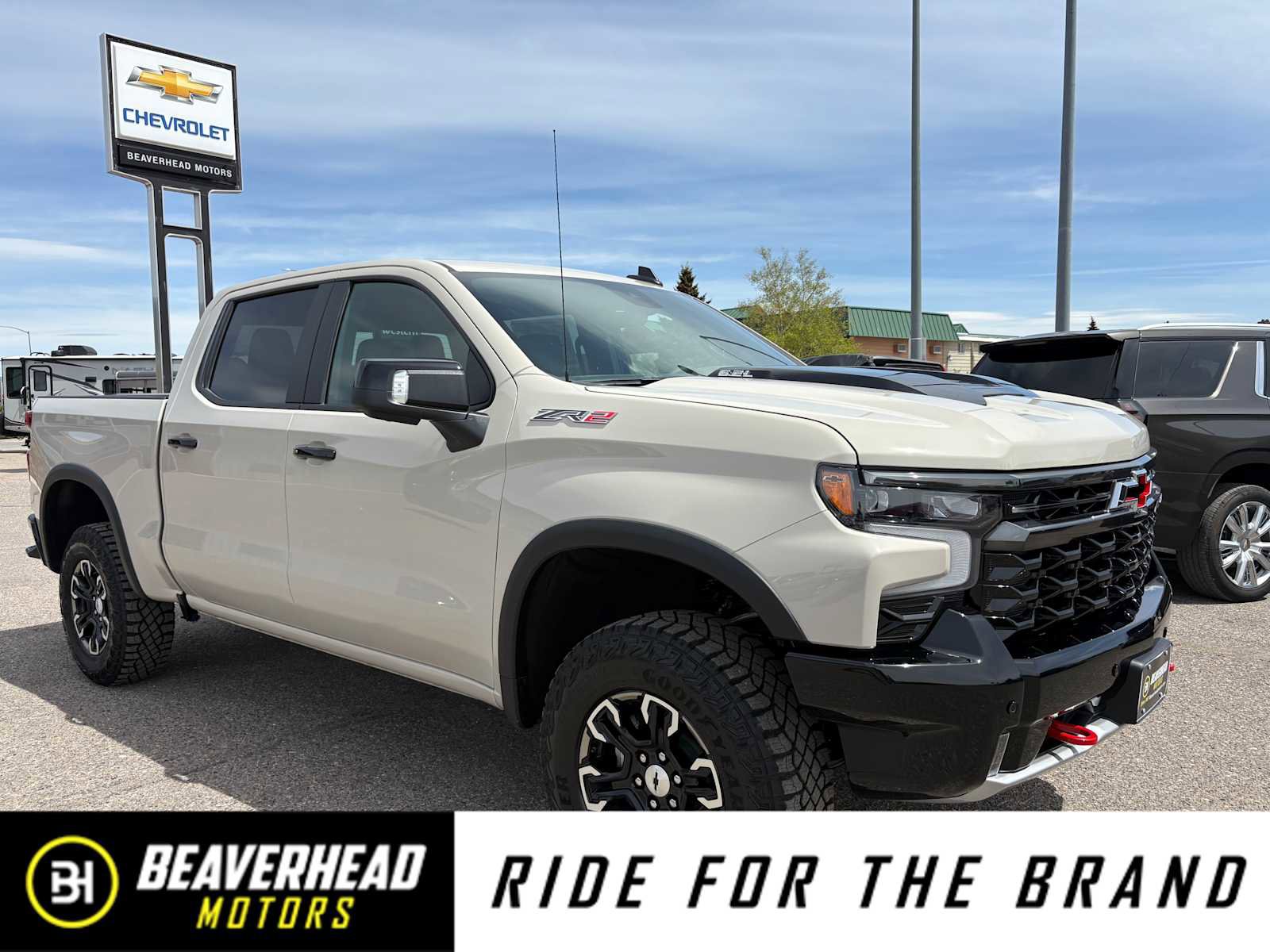 New 2026 Chevrolet Silverado 1500 ZR2 AWD/4WD image 1