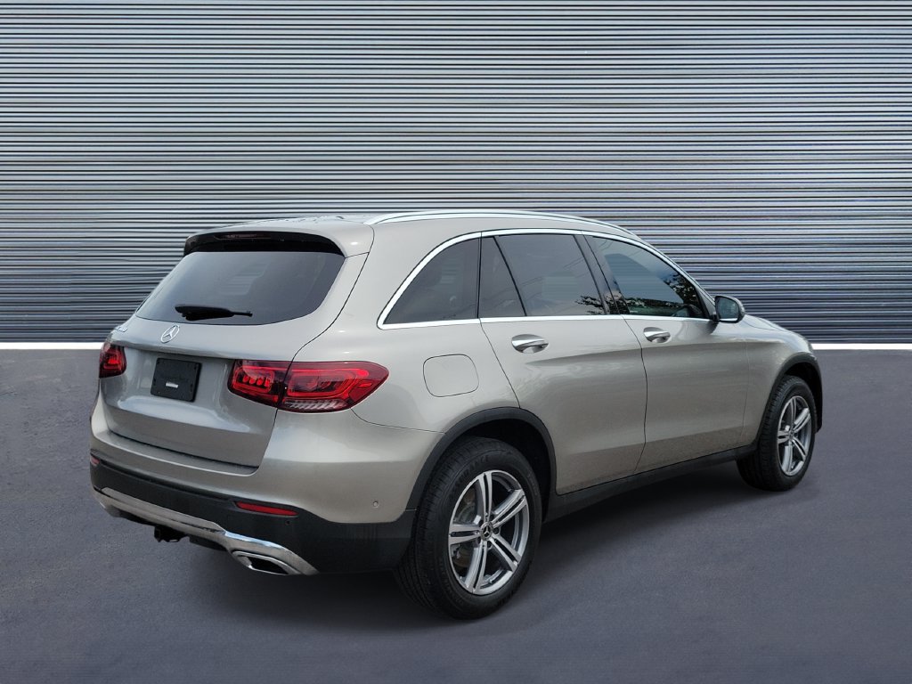 Used 2021 Mercedes-Benz GLC 300 image 3
