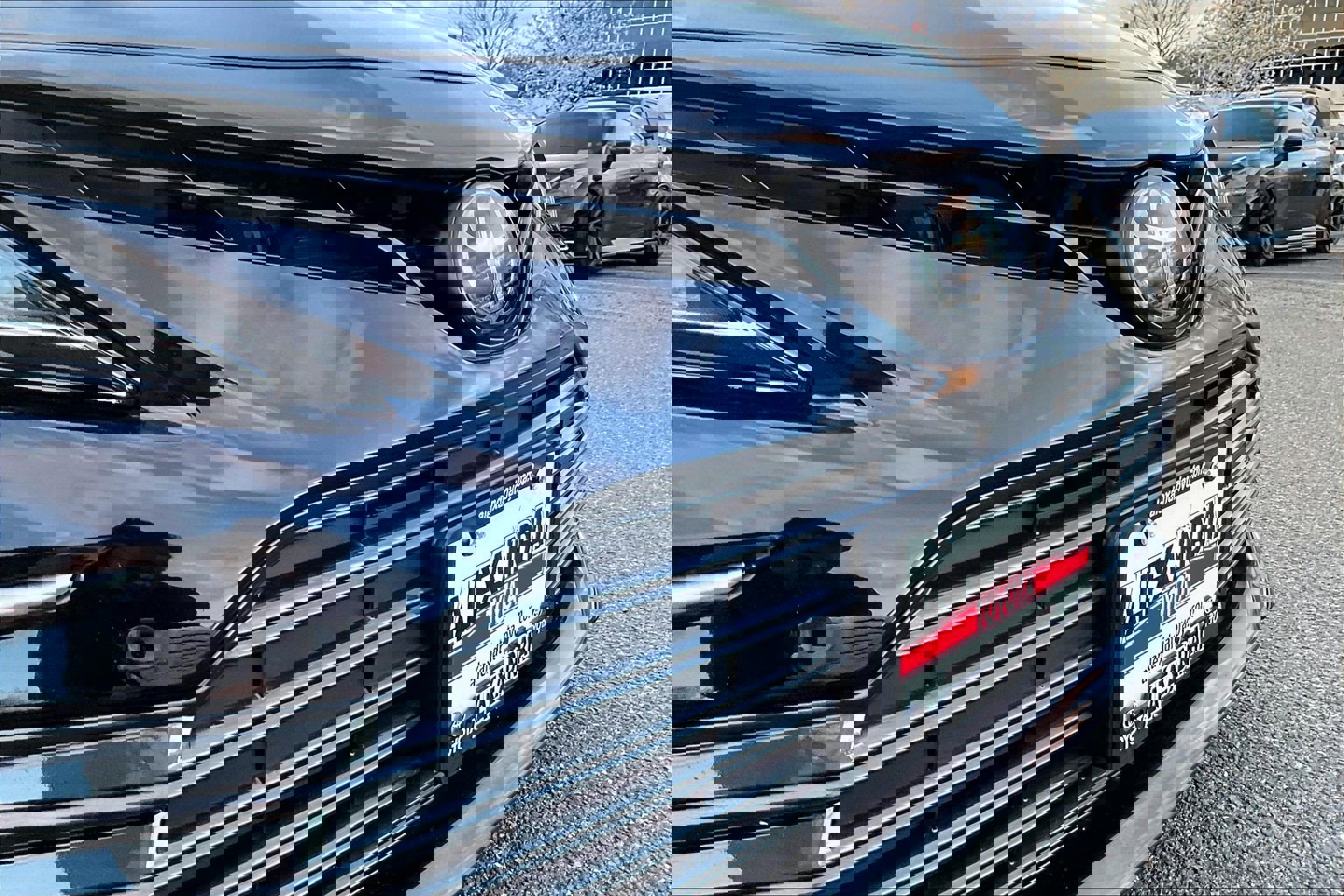 Used 2023 Toyota Camry LE image 28