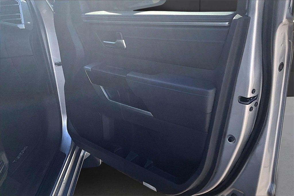 Used 2024 Toyota Tundra Platinum image 17