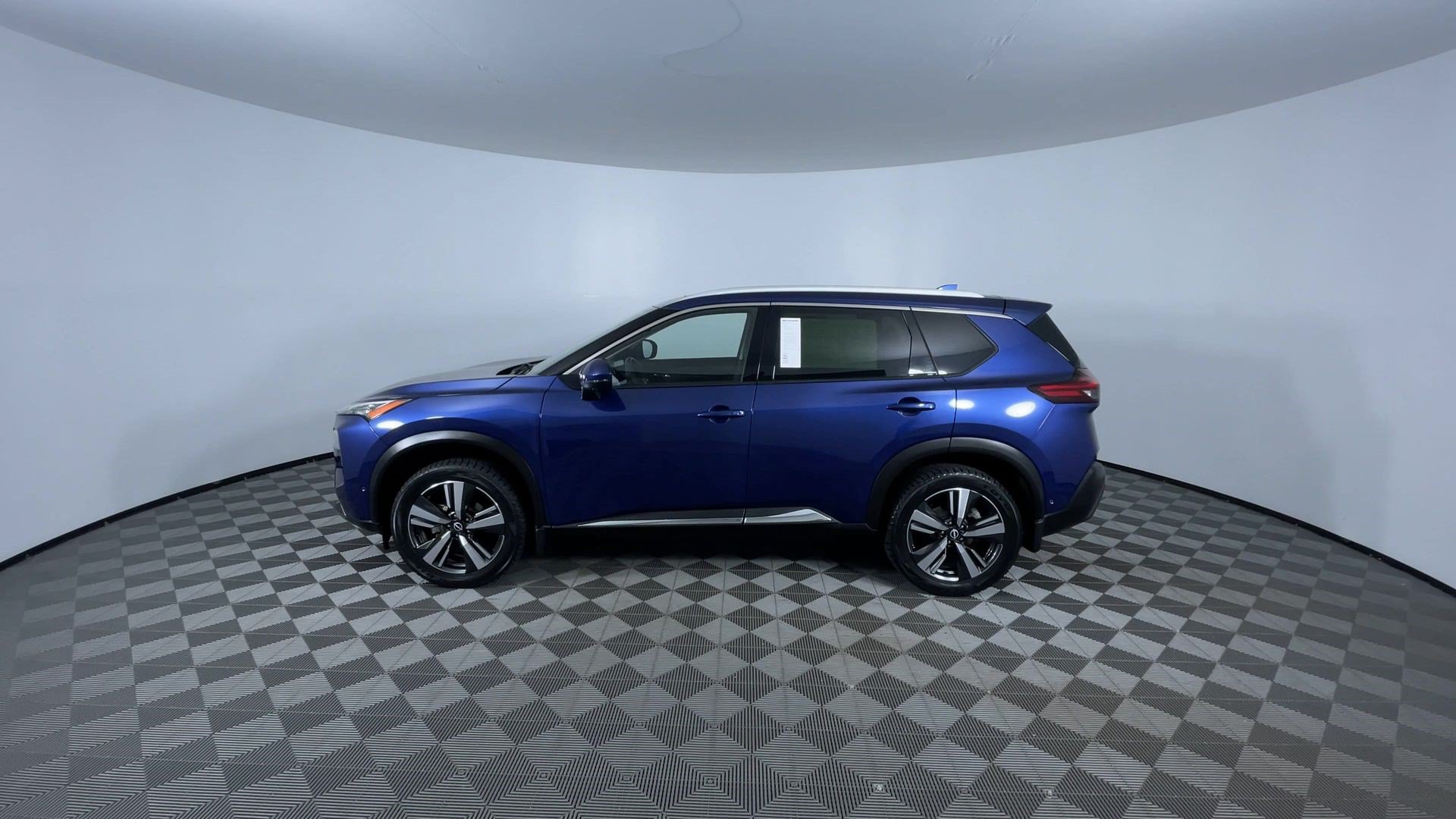 Certified 2023 Nissan Rogue SL w/ SL Premium Package AWD/4WD image 5