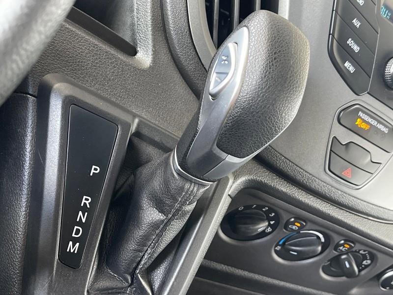 Used 2019 Ford Transit 250 130 Low Roof image 21