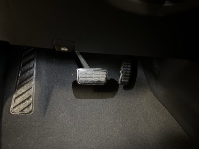 Used 2025 GMC Yukon XL AT4 Ultimate image 43