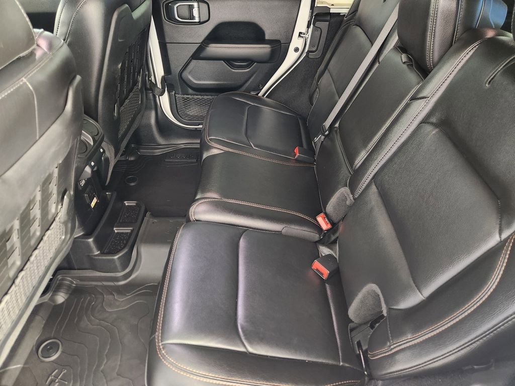 Used 2021 Jeep Wrangler Unlimited Rubicon w/ Trailer Tow Package image 31