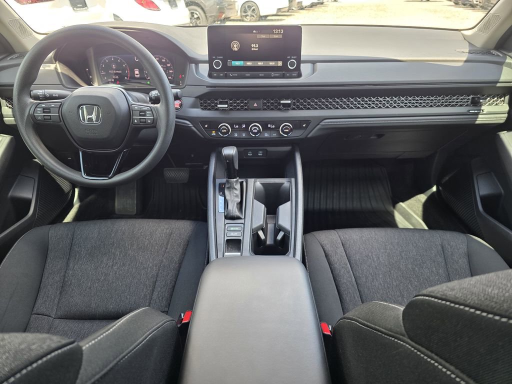 Used 2023 Honda Accord EX image 11