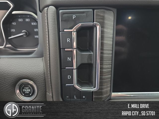 Used 2021 GMC Yukon XL Denali w/ Denali Premium Package image 24