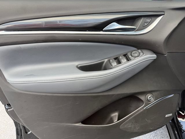Used 2022 Buick Enclave Essence w/ Sport Touring Edition FWD image 13